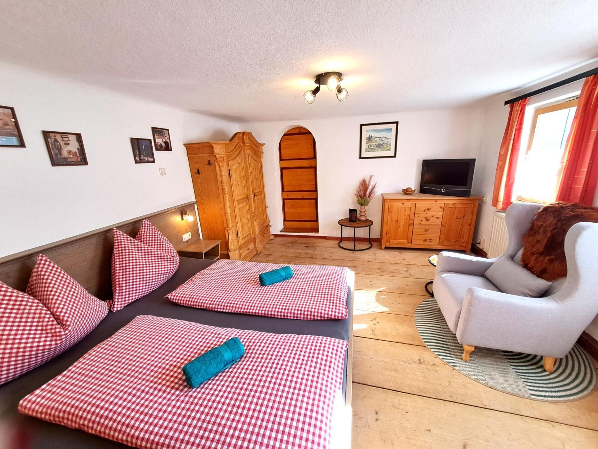 ויהופן Appartements Moser מראה חיצוני תמונה